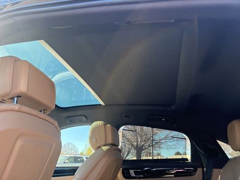 Used 2020 Porsche Cayenne S image 18