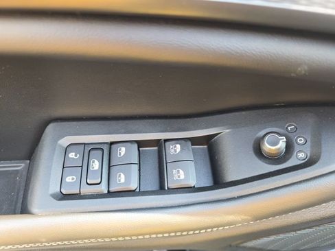 Used 2023 Jeep Grand Cherokee Altitude AWD/4WD image 13