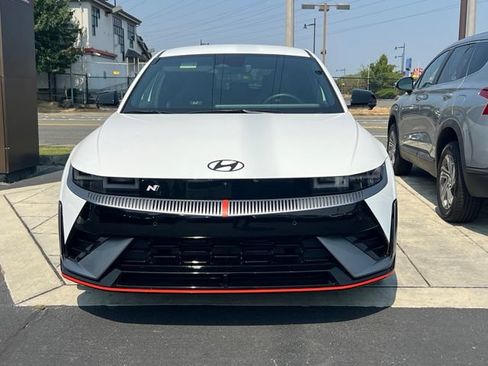 Certified 2025 Hyundai Ioniq 5 N AWD/4WD image 6