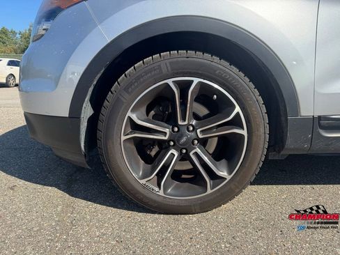 Used 2014 Ford Explorer Sport image 14