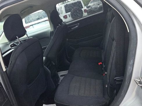 Used 2015 Ford Edge SEL image 11