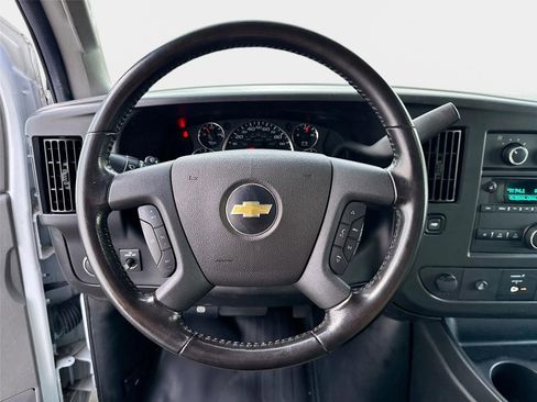 Used 2021 Chevrolet Express 3500 w/ Power Convenience Package RWD image 9