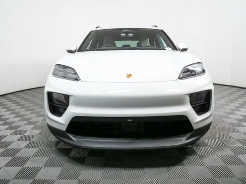 New 2026 Porsche Macan Electric image 36