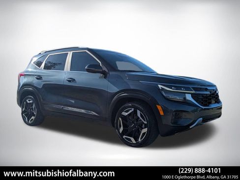 Used 2024 Kia Seltos SX AWD/4WD image 1