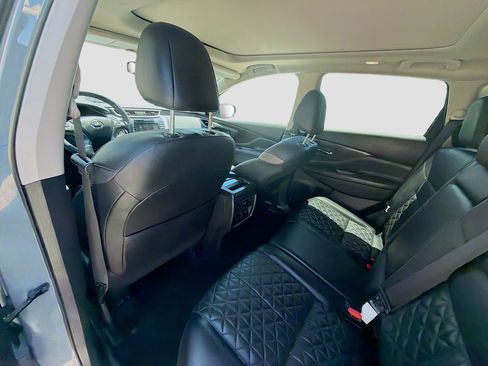 Used 2021 Nissan Murano Platinum w/ Cargo Package AWD/4WD image 25
