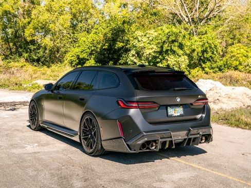 Used 2026 BMW M5 Touring w/ M Driver's Package image 13