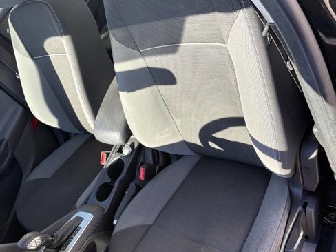 Used 2014 Ford Focus SE image 10