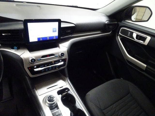 Used 2021 Ford Explorer XLT RWD image 28