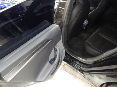 Used 2021 Tesla Model S Plaid image 22