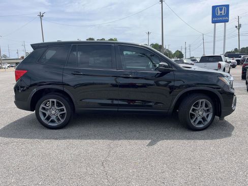 Certified 2023 Honda Passport EX-L image 3