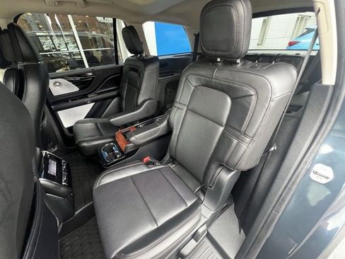Used 2023 Lincoln Aviator Reserve w/ Equipment Group 201A image 21
