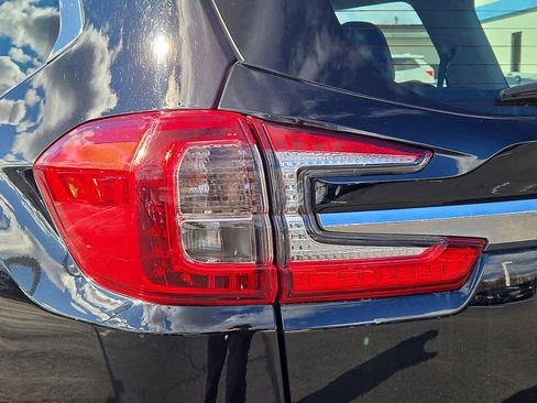 Used 2023 Subaru Ascent 8-Passenger image 13