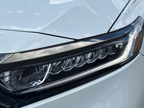 Certified 2018 Honda Accord Sport image 10