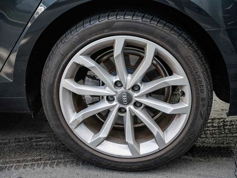 Used 2019 Audi A4 2.0T Premium Plus w/ Premium Plus Package image 10