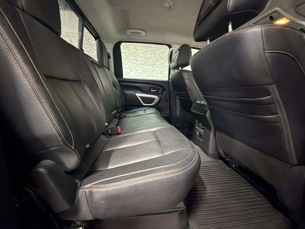 Used 2019 Nissan Titan SL w/ Chrome Package AWD/4WD image 12
