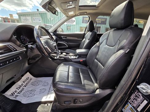 Used 2021 Kia Telluride EX AWD/4WD image 18