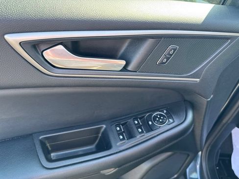 Used 2023 Ford Edge SEL w/ Convenience Package AWD/4WD image 16