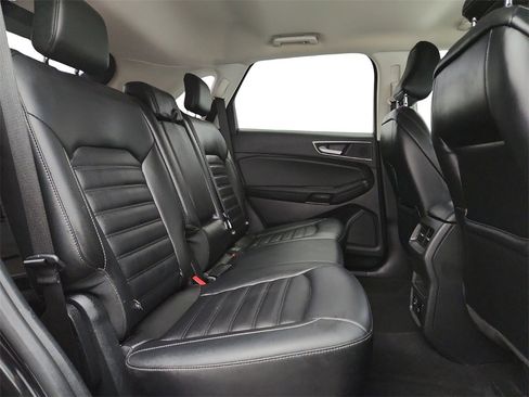 Used 2022 Ford Edge SEL w/ Convenience Package image 27