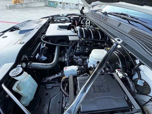 Used 2019 GMC Yukon XL SLE image 13