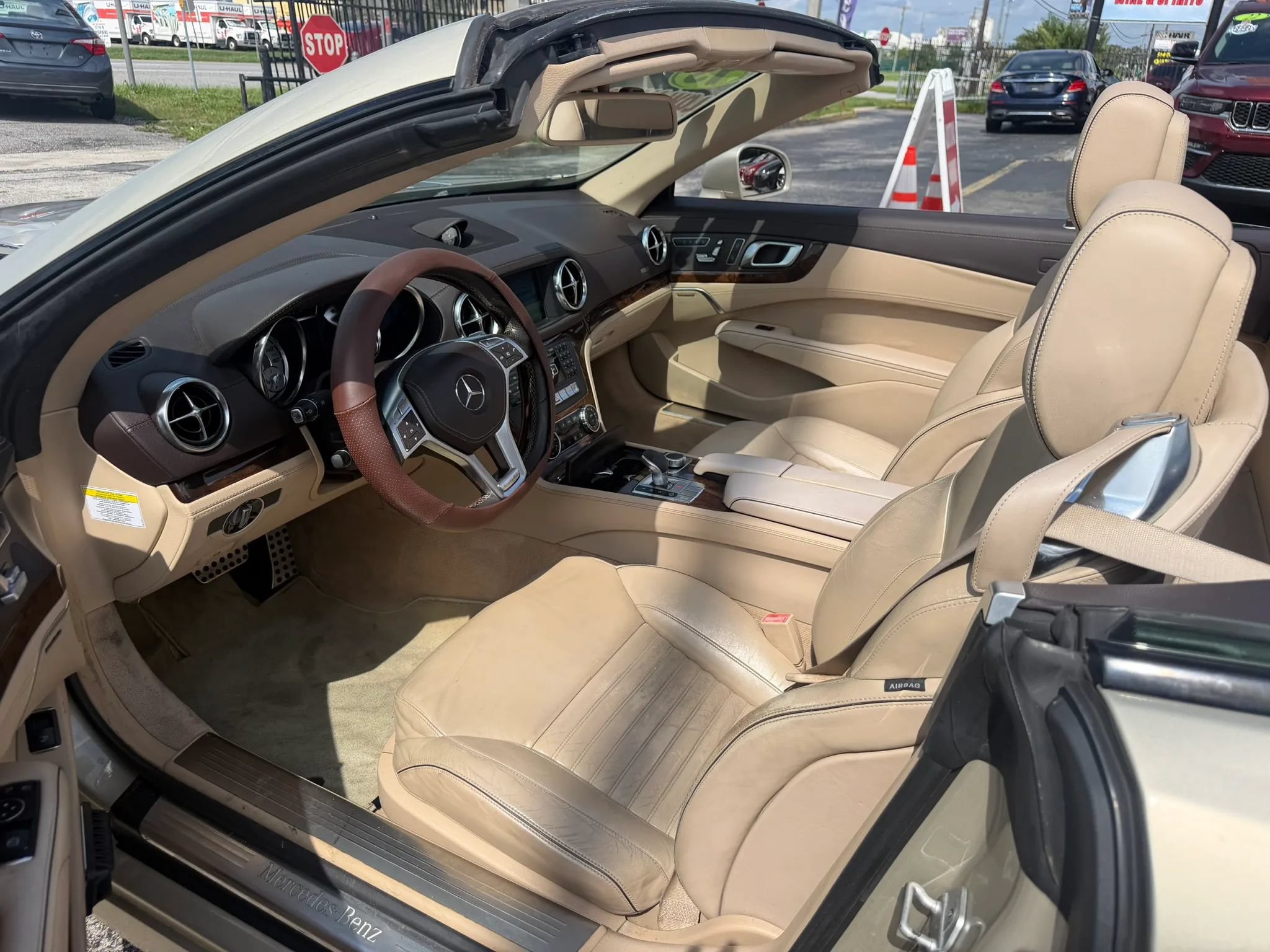 Used 2013 Mercedes-Benz SL 550 image 15