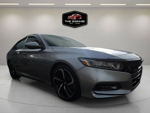 Used 2018 Honda Accord Sport image 7