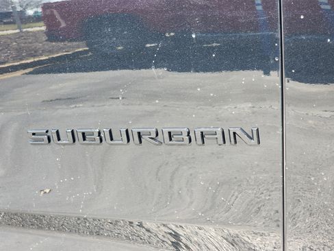 Used 2026 Chevrolet Suburban RST w/ Comfort Package image 7