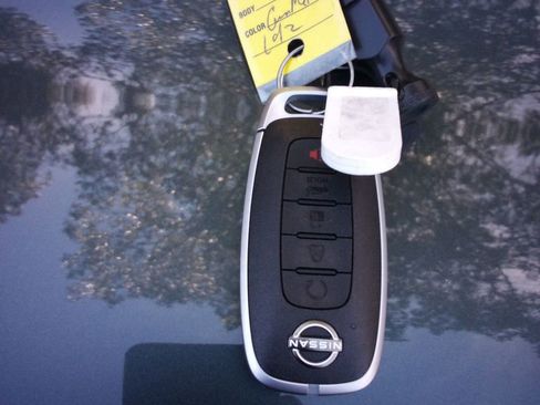 New 2026 Nissan Armada SL w/ Captain's Chari Seat Package image 28