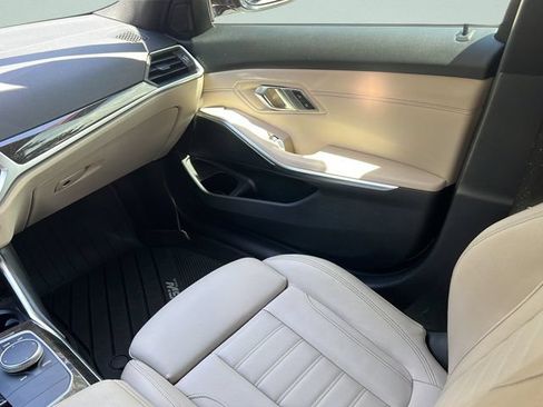 Used 2022 BMW 330e w/ M Sport Package RWD image 12