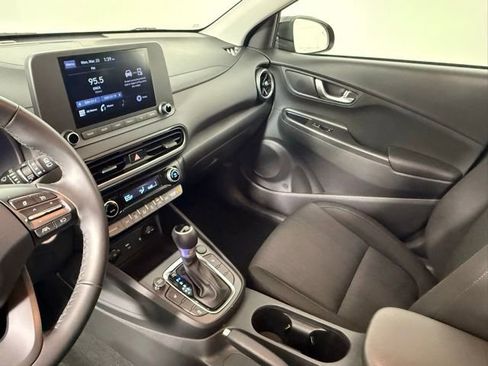 Used 2022 Hyundai Kona SEL image 28