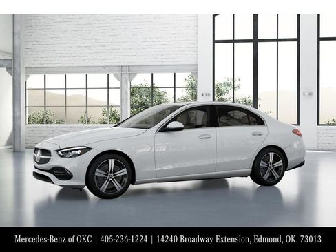 Used 2025 Mercedes-Benz C 300 4MATIC Sedan image 37