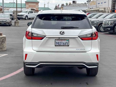 Certified 2022 Lexus RX 350L FWD w/ Premium Package image 3