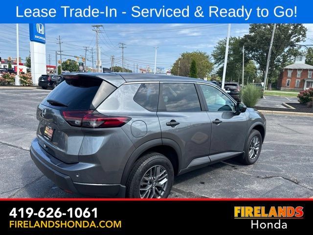 Used 2025 Nissan Rogue S FWD image 5