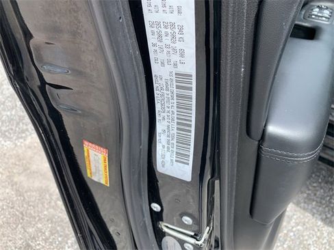 Used 2019 Jeep Grand Cherokee Limited X image 36