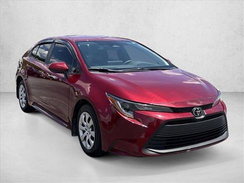 Certified 2025 Toyota Corolla LE FWD image 3