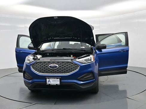 Used 2024 Ford Edge SE image 23