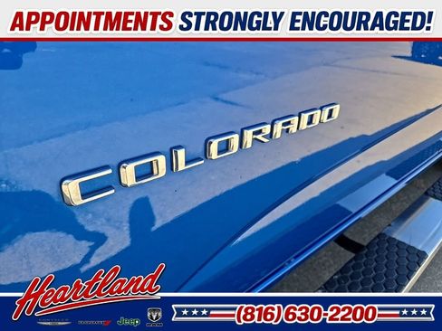 Used 2021 Chevrolet Colorado Z71 AWD/4WD image 19