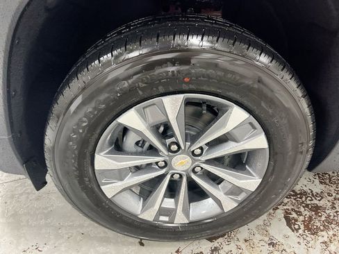 Used 2026 Chevrolet Equinox LT image 26