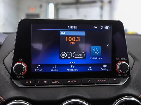 Used 2025 Nissan Sentra SR w/ SR Premium Package FWD image 15
