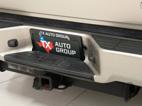 Used 2000 Chevrolet Tahoe Z71 w/ Comfort & Security Pkg image 20