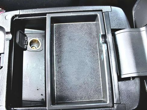 Used 2016 MAZDA MAZDA3 i Sport image 24