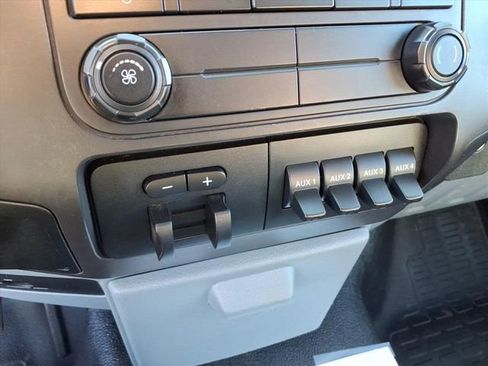 Used 2012 Ford F450 XL w/ XL Value Pkg image 21