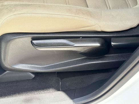 Certified 2019 Honda CR-V LX image 20