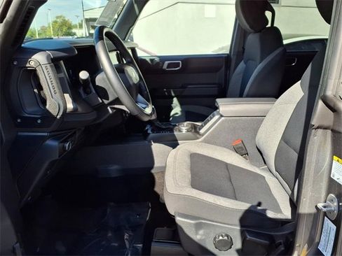 Used 2025 Ford Bronco Big Bend image 13
