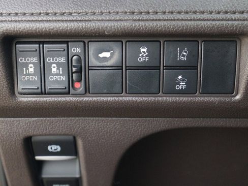 Used 2019 Honda Odyssey EX-L image 18