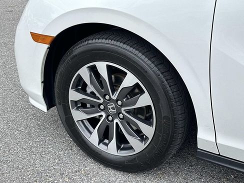 Used 2023 Honda Odyssey EX-L image 41