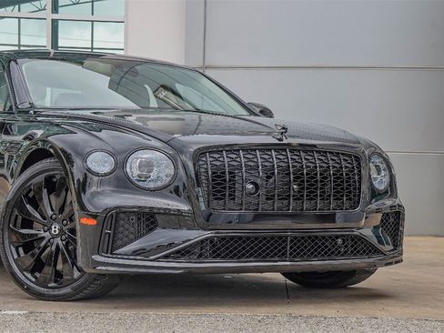 New 2026 Bentley Flying Spur Plug-In Hybrid image 9