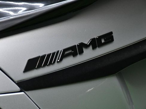Used 2018 Mercedes-Benz E 63 AMG S image 8