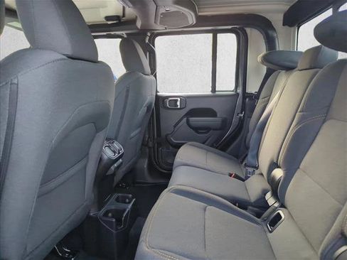New 2026 Jeep Gladiator Sport image 13