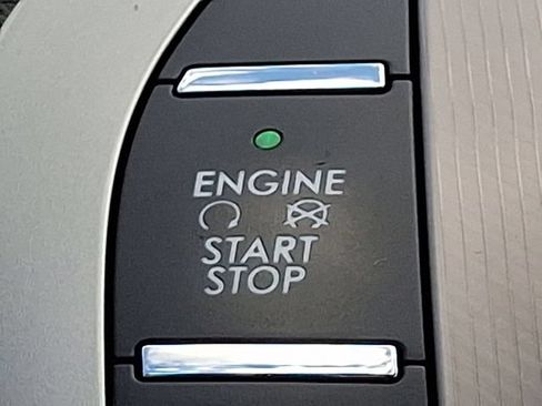 Used 2018 Lincoln MKZ Reserve w/ Climate Package AWD/4WD image 25