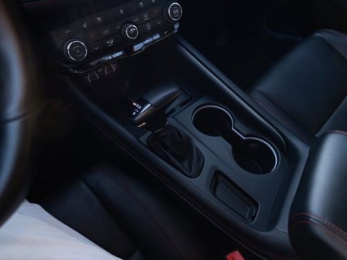 Used 2025 Dodge Durango GT image 16